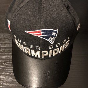New England Patriots Super Bowl LI Champions Trophy Locker Room Hat